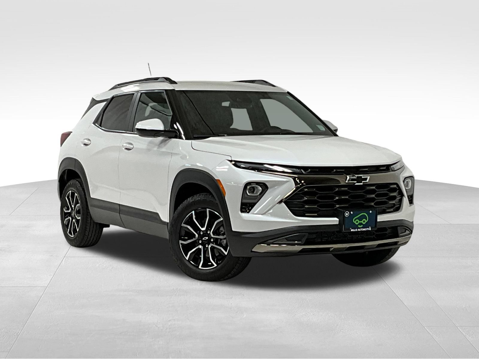Certified 2025 Chevrolet TrailBlazer ACTIV w/ Convenience Package AWD/4WD image 1