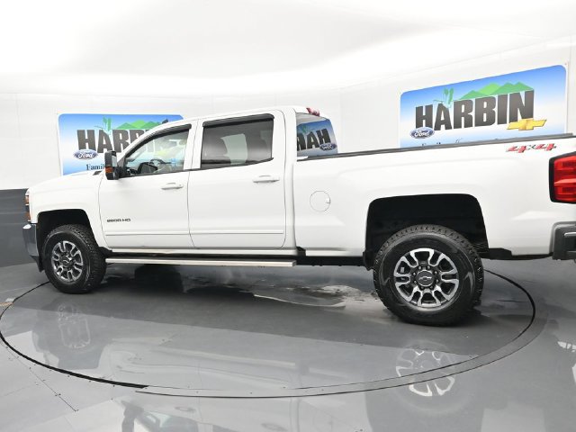 Used 2019 Chevrolet Silverado 2500 LT AWD/4WD image 3