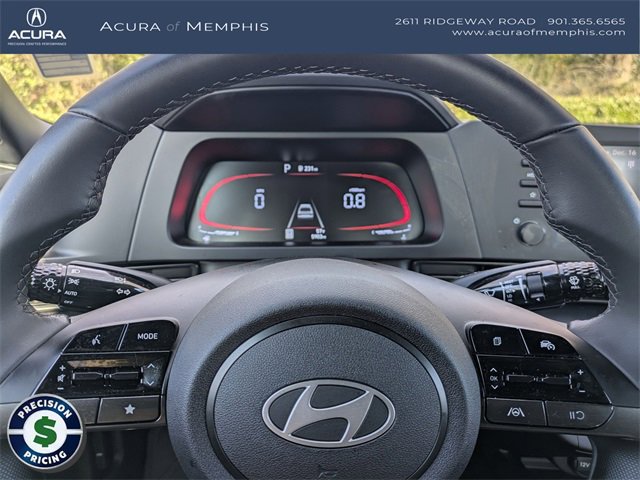 Used 2025 Hyundai Elantra Sport image 13