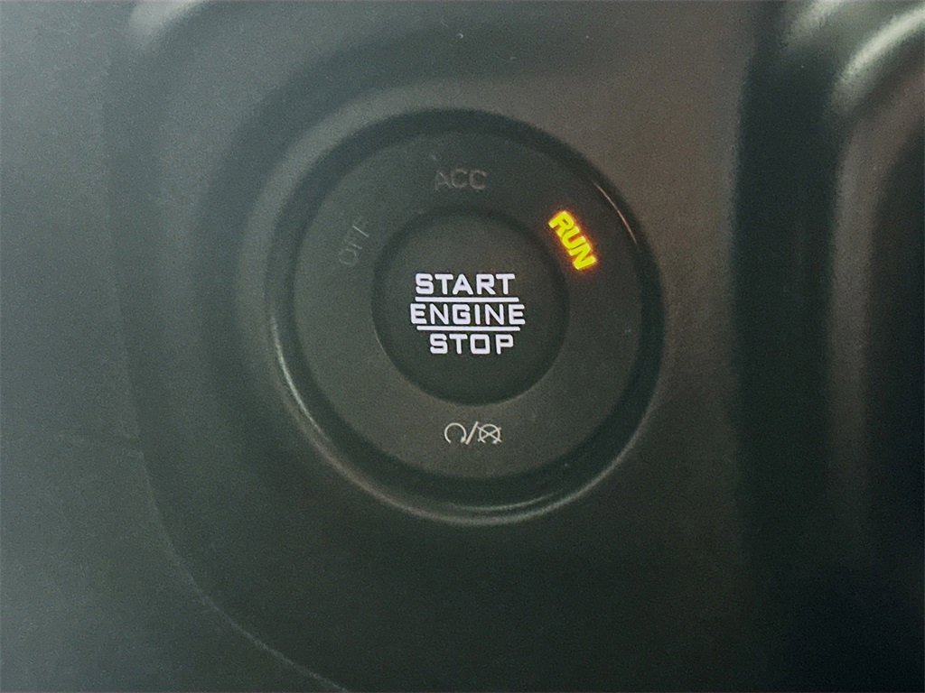 Used 2022 Jeep Wrangler Unlimited Sahara w/ Cold Weather Group image 27