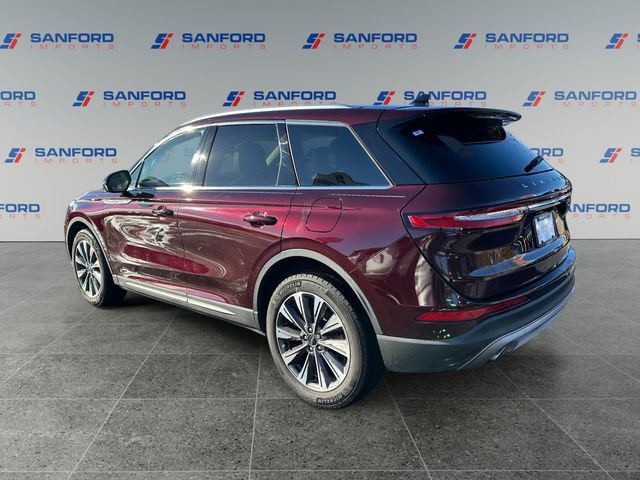 Used 2020 Lincoln Corsair Reserve image 3