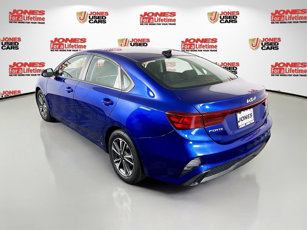 Certified 2023 Kia Forte LXS FWD image 2