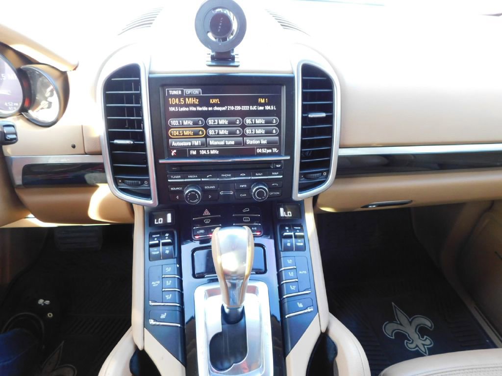 Used 2014 Porsche Cayenne AWD/4WD image 30