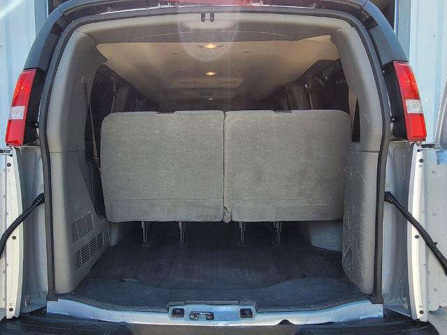 Used 2024 Chevrolet Express 2500 LT w/ LT Preferred Equipment Group RWD image 25