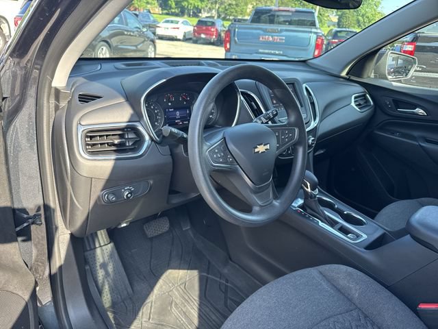 Used 2023 Chevrolet Equinox LT w/ LPO, Floor Liner Package FWD image 10