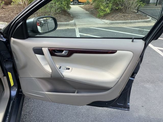 Used 2007 Volvo V70 2.5T image 13