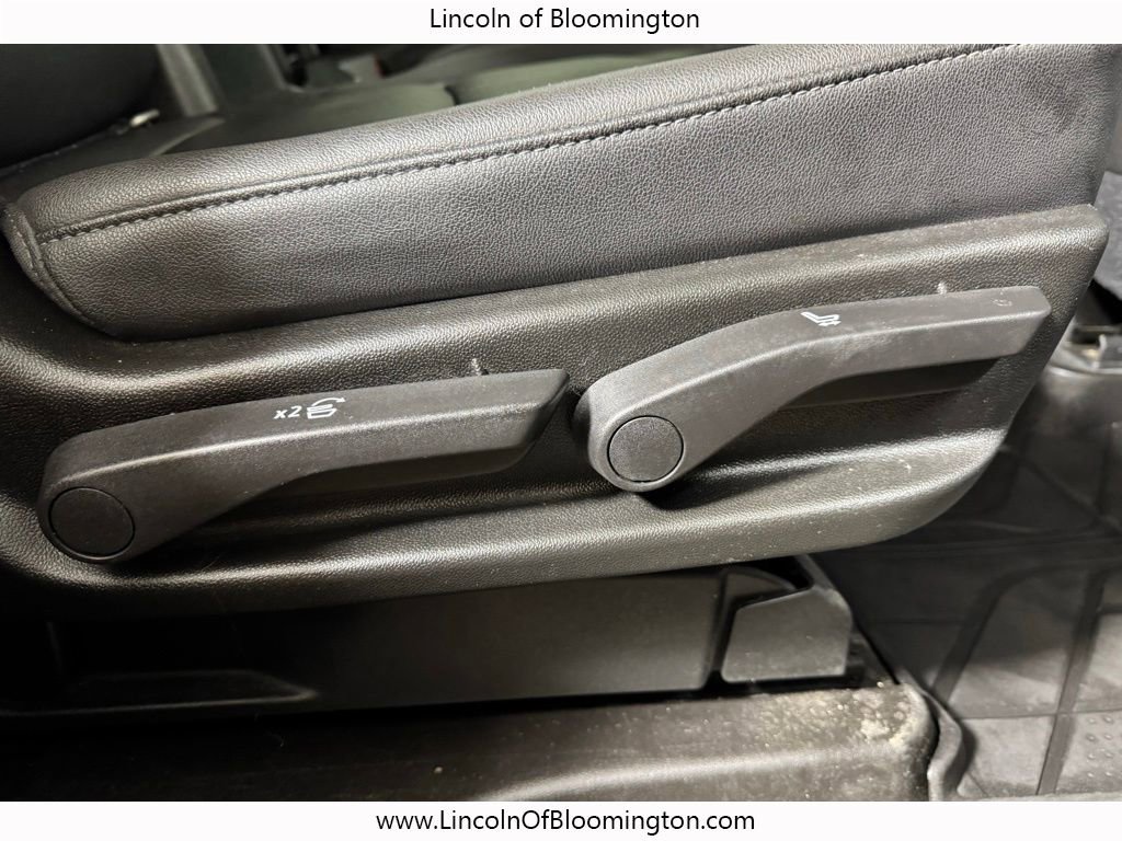 Used 2021 Chevrolet Tahoe Z71 w/ Z71 Off-Road Package image 22