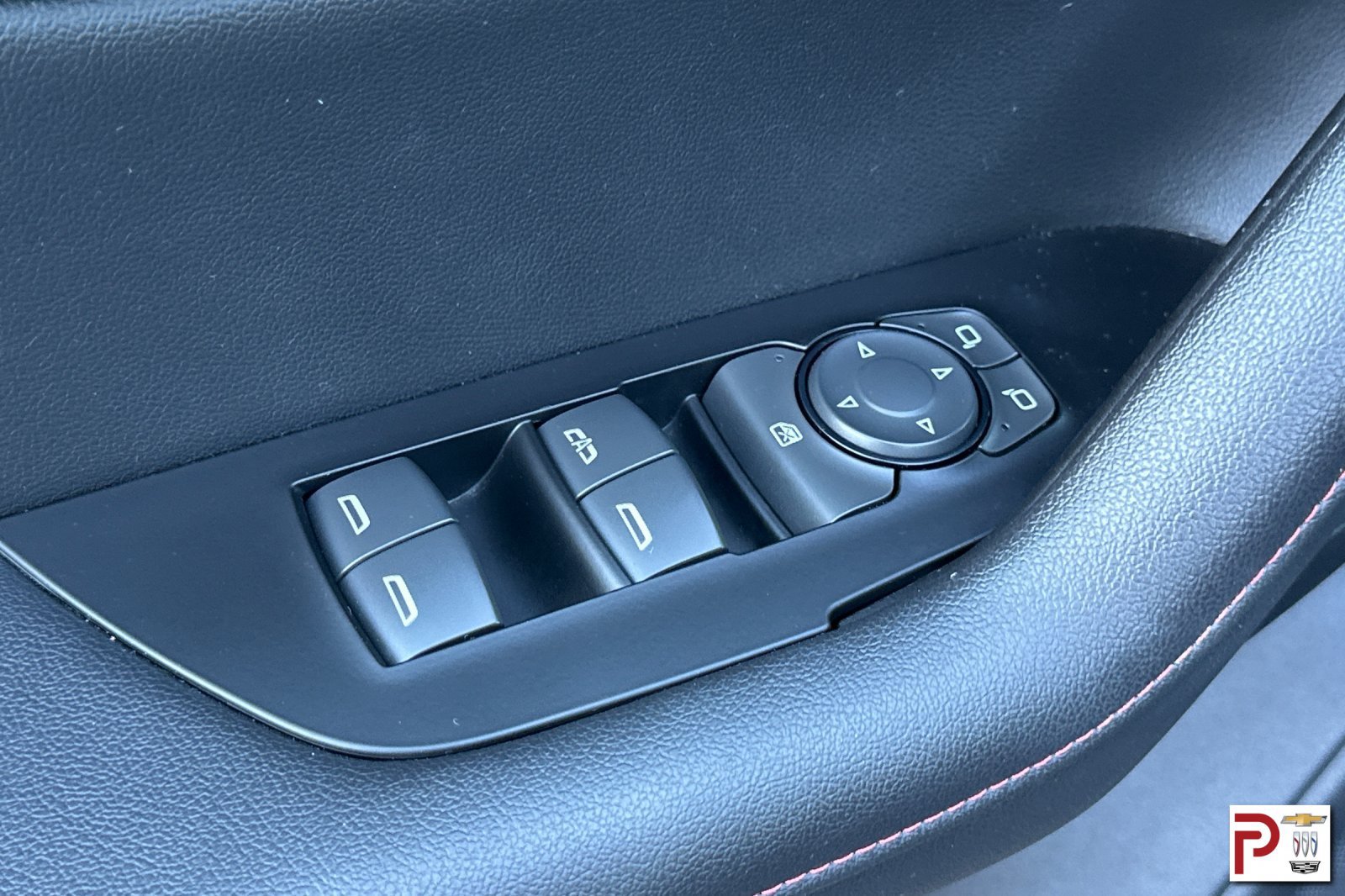 Certified 2025 Chevrolet Blazer RS AWD/4WD image 12