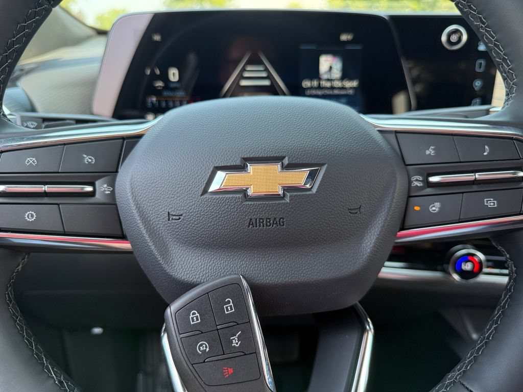 New 2027 Chevrolet Equinox LT w/ Convenience Package II AWD/4WD image 43