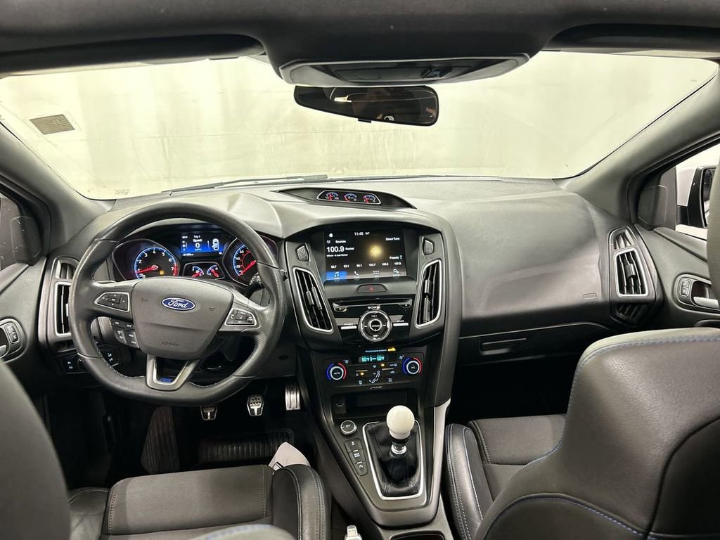 Used 2016 Ford Focus RS image 18