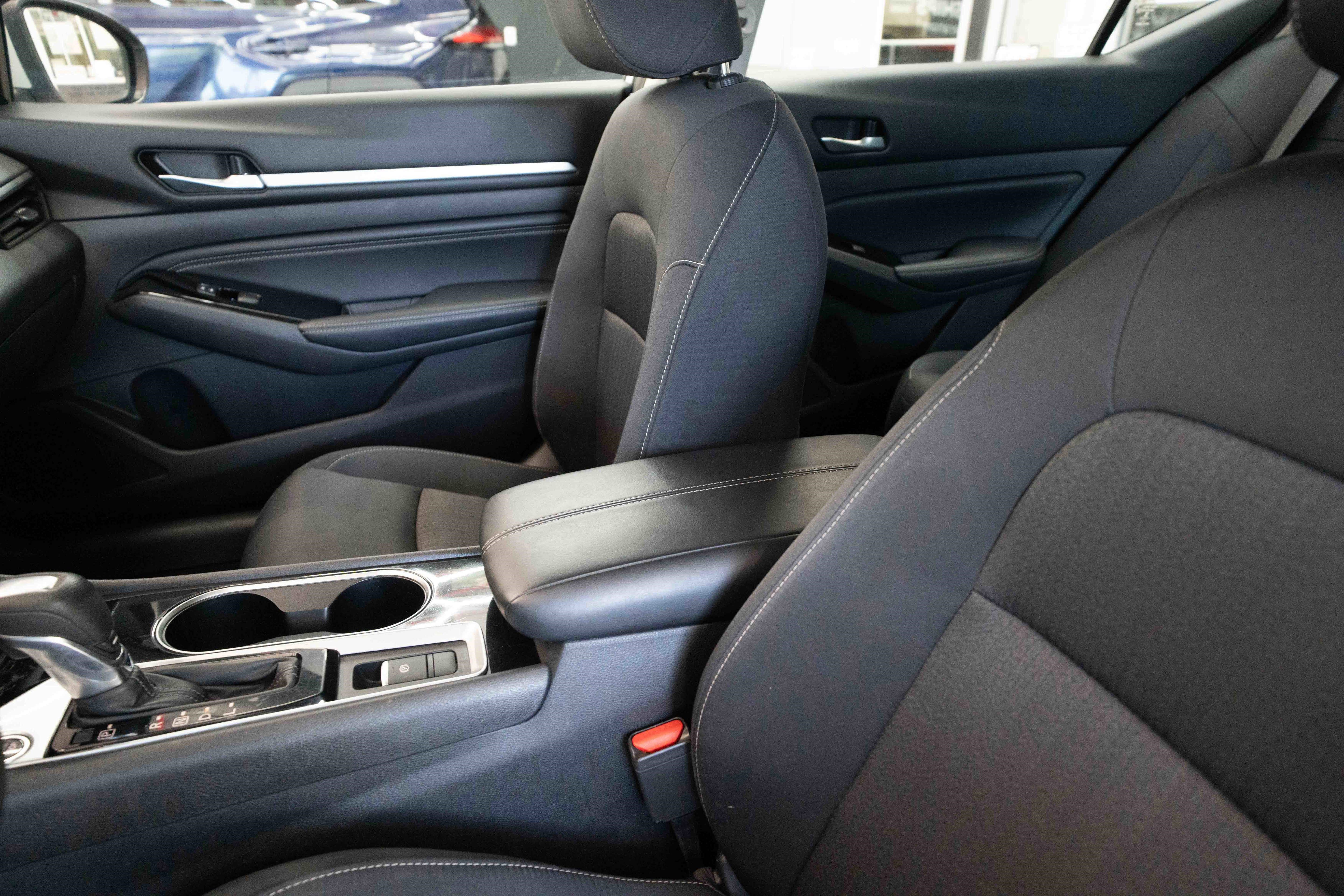 Used 2021 Nissan Altima 2.5 SV image 10
