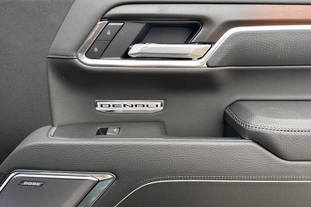 New 2026 GMC Sierra 1500 Denali w/ Denali Reserve Package image 19