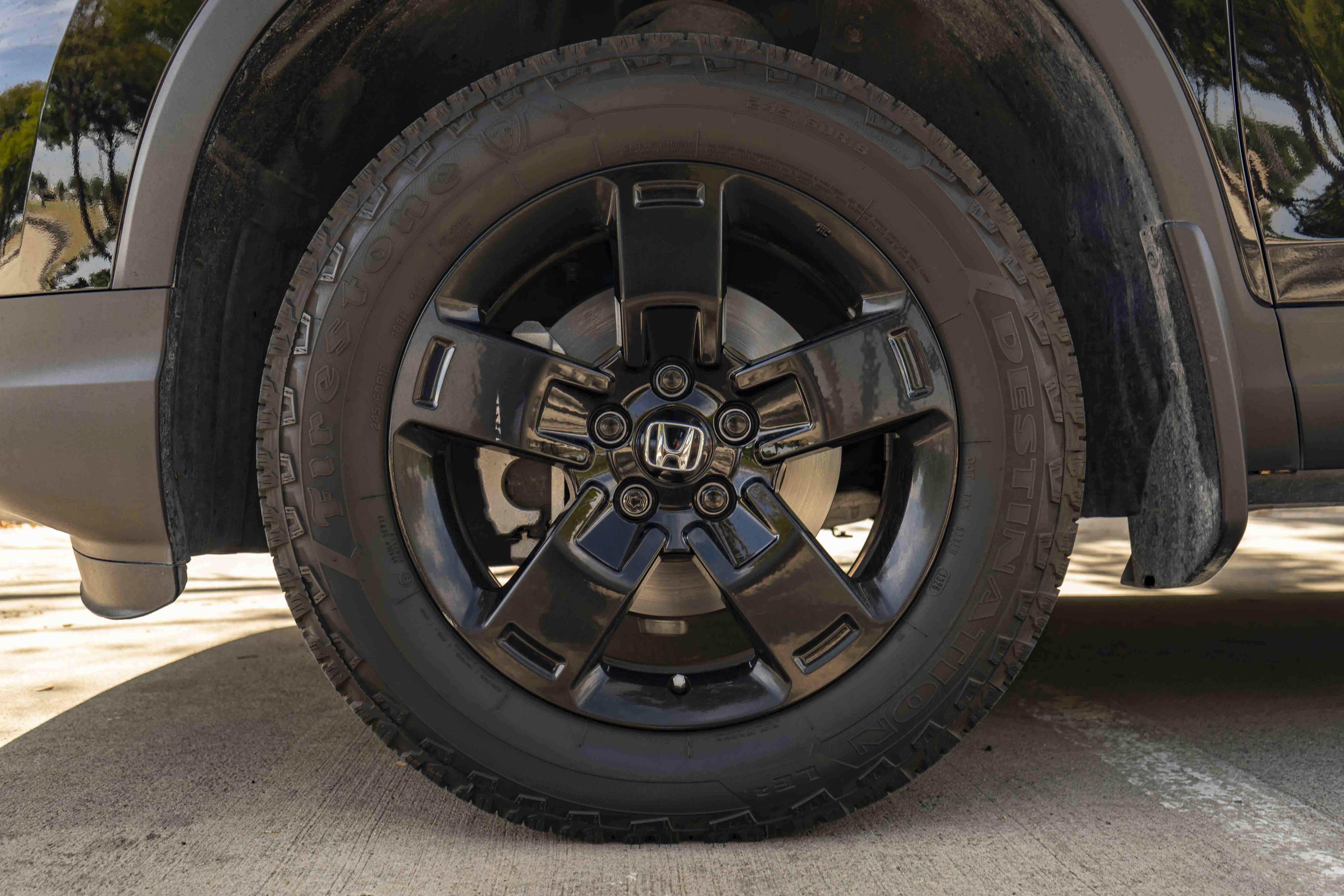 Used 2025 Honda Ridgeline Black Edition image 14