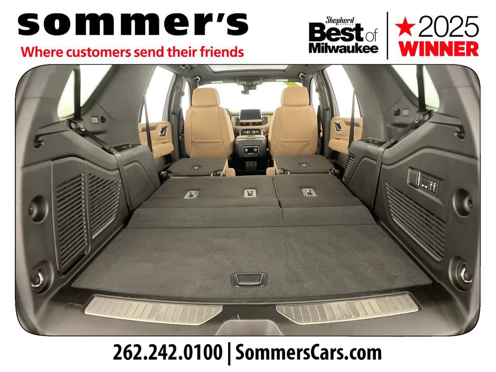 Used 2024 Chevrolet Tahoe Premier w/ Premium Package AWD/4WD image 31
