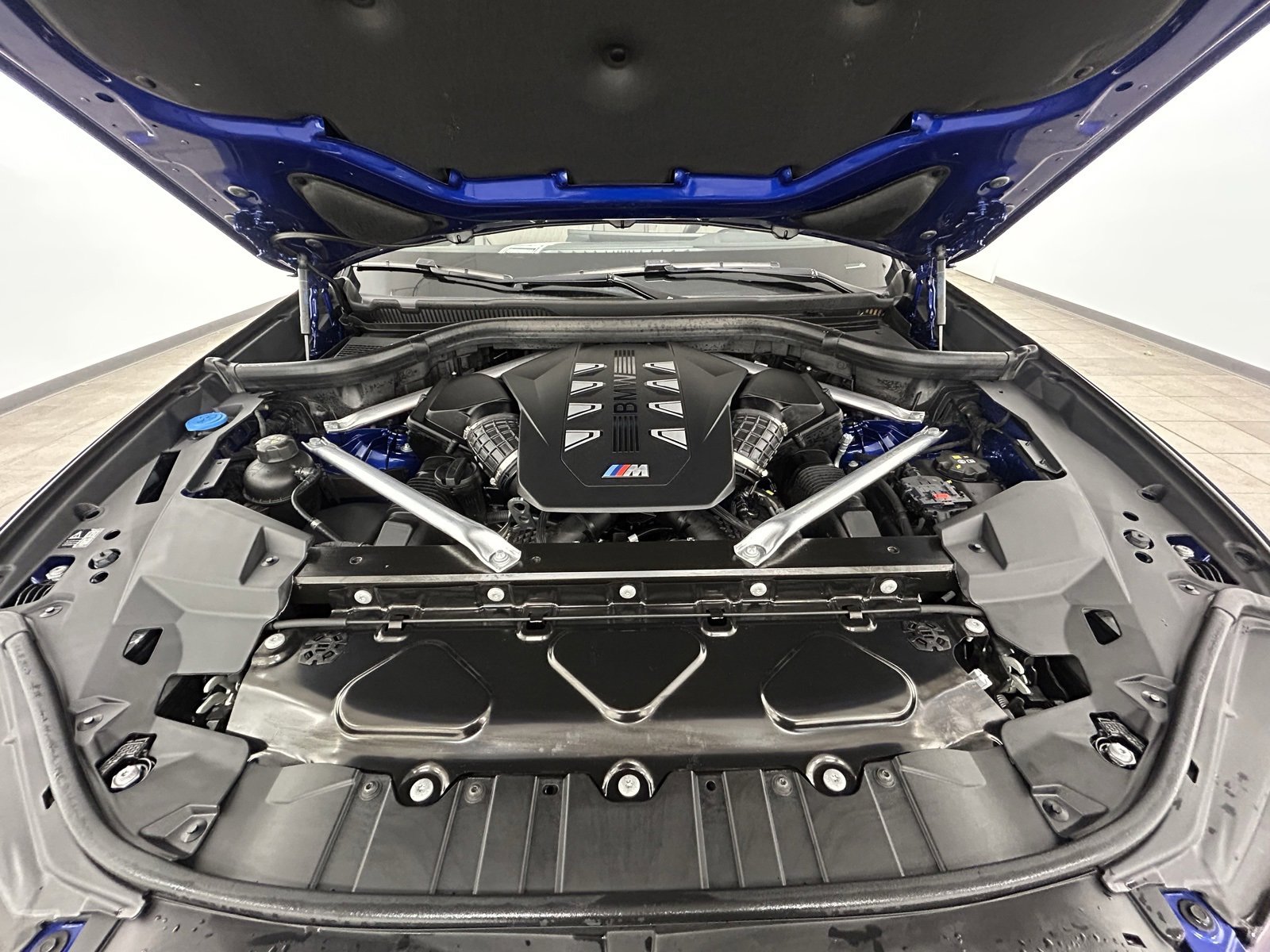 Used 2025 BMW X5 M60i image 44