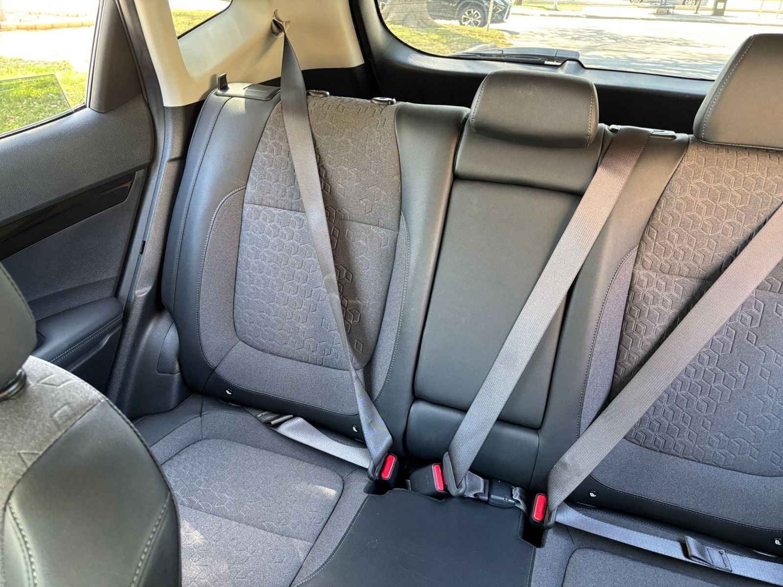 Used 2025 Kia Seltos S FWD image 34