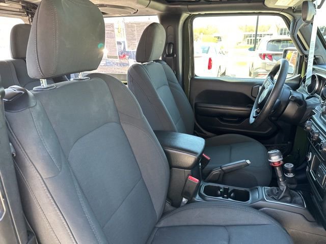Used 2021 Jeep Wrangler Sport AWD/4WD image 15