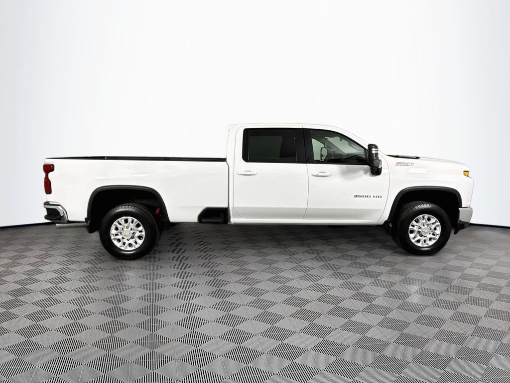 Used 2023 Chevrolet Silverado 3500 LT w/ Convenience Package AWD/4WD image 8