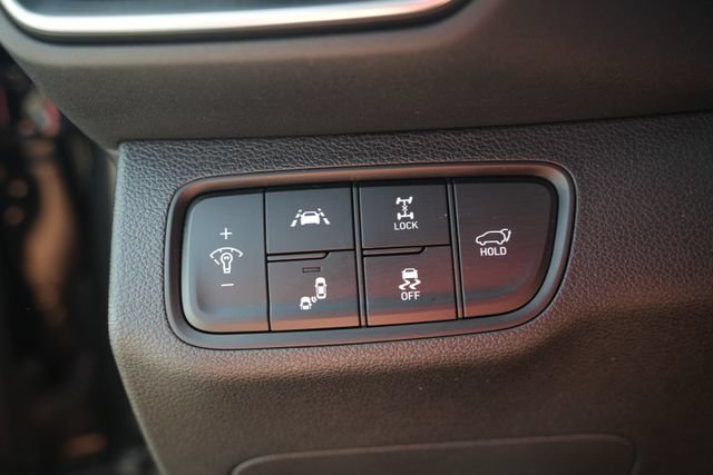 Used 2020 Hyundai Santa Fe Limited AWD/4WD image 35