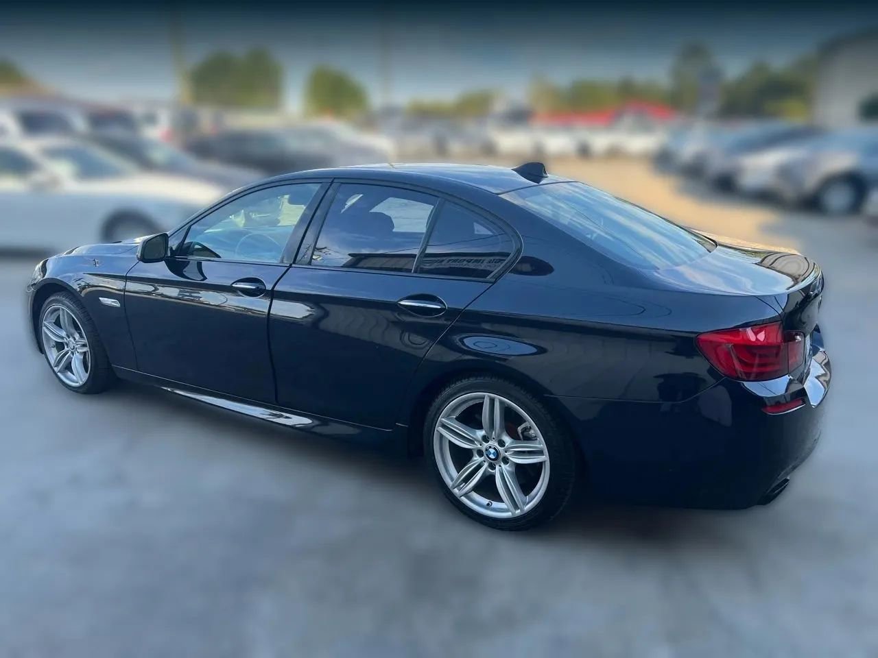 Used 2013 BMW 550i xDrive Sedan AWD/4WD image 5