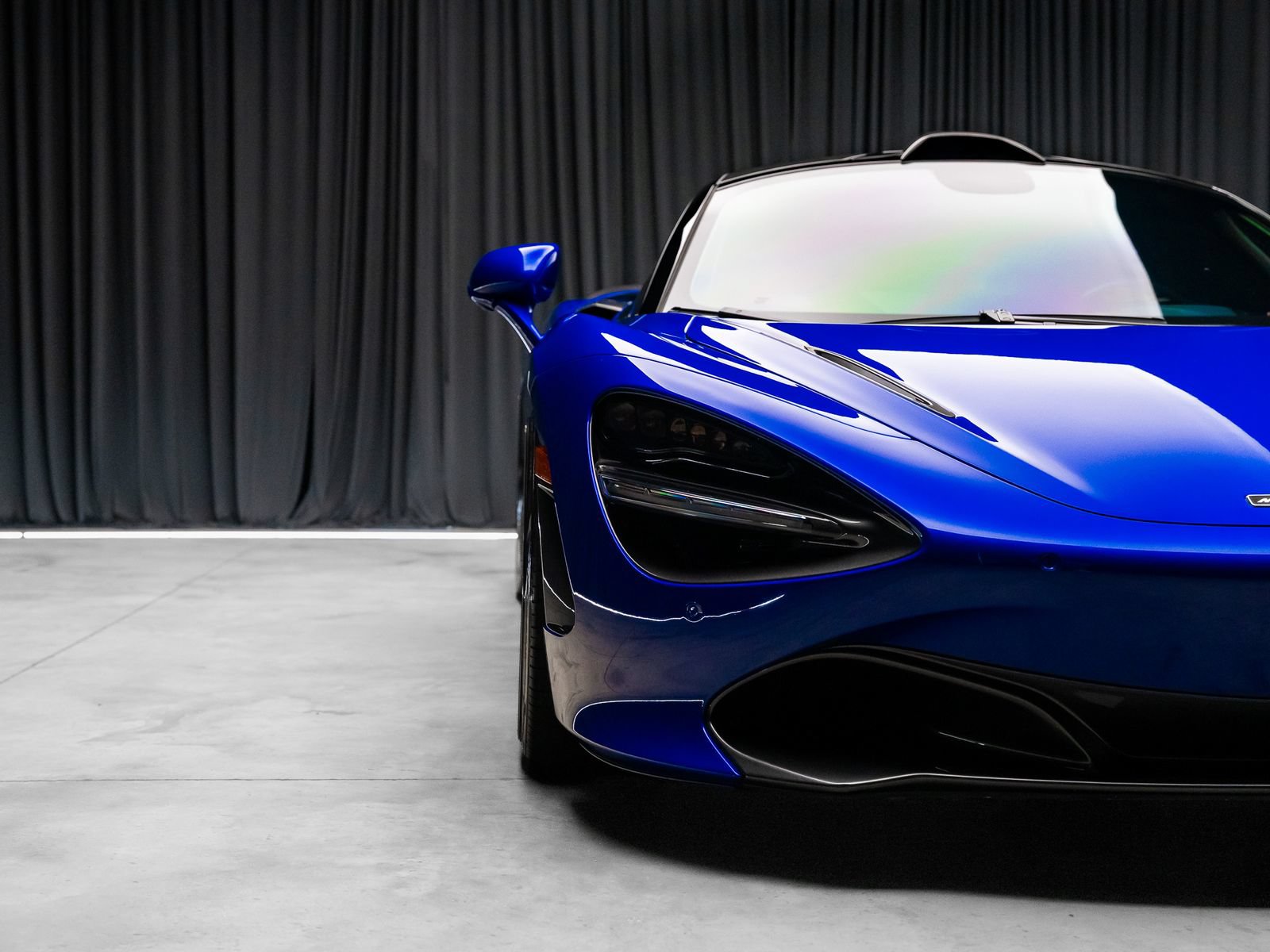 Used 2018 McLaren 720S Luxury RWD image 25