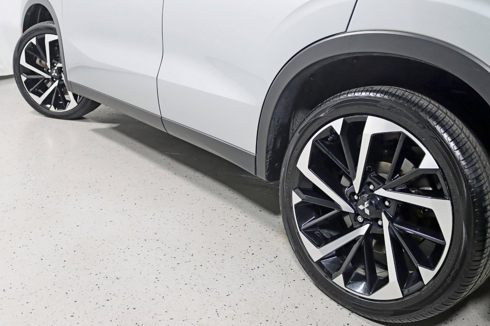 Used 2022 Mitsubishi Outlander SE image 11