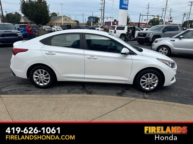 Used 2022 Hyundai Accent SEL FWD image 6