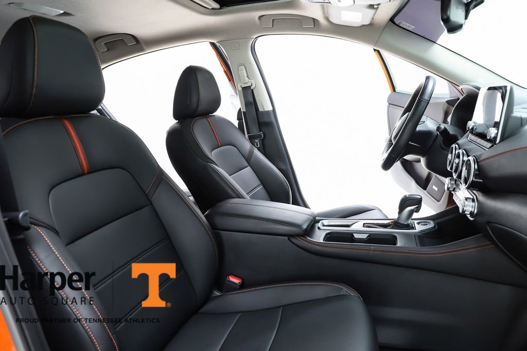 Used 2021 Nissan Sentra SR w/ SR Premium Package image 35