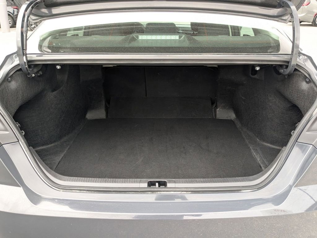 Used 2025 Toyota Camry LE image 24