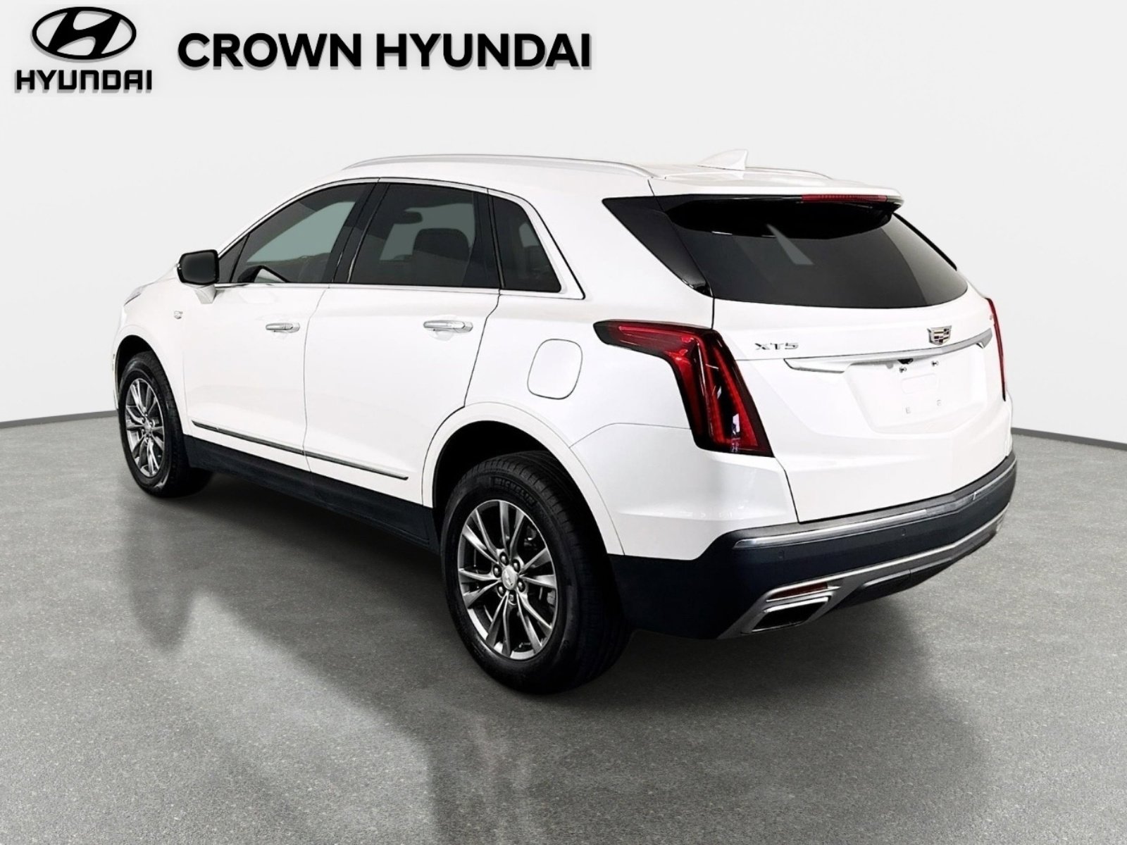 Used 2022 Cadillac XT5 Premium Luxury image 8