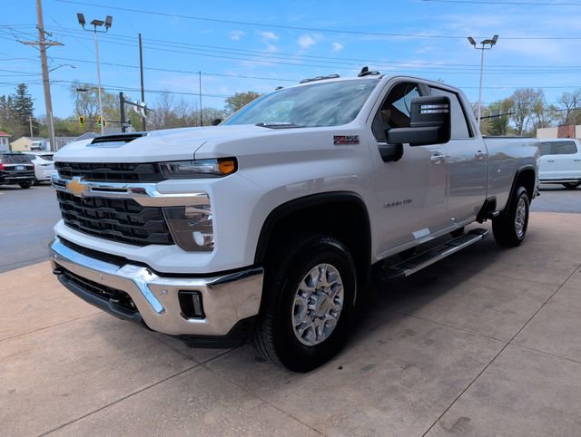 Certified 2025 Chevrolet Silverado 3500 LT w/ All Star Edition image 5