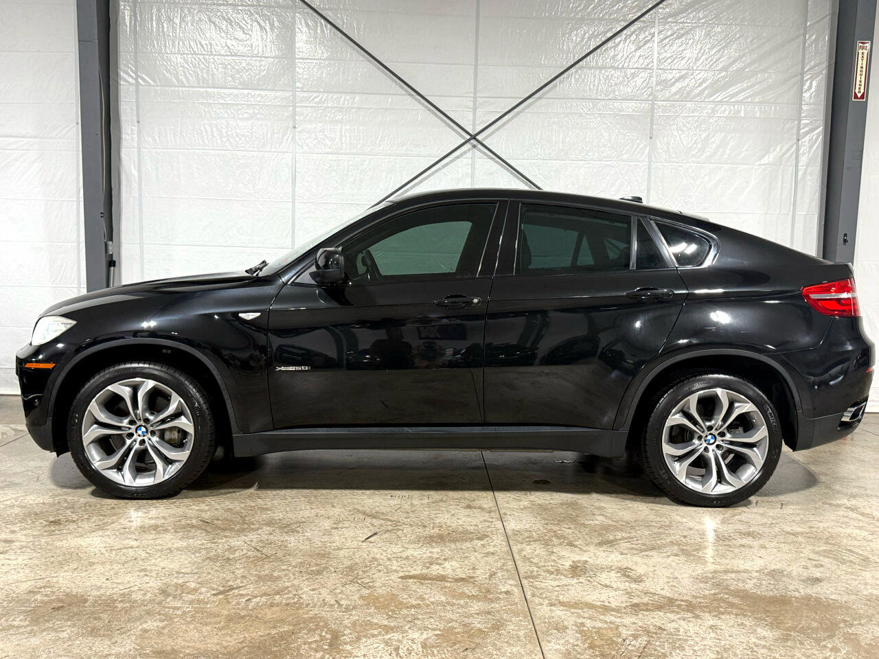 Used 2013 BMW X6 xDrive50i image 1