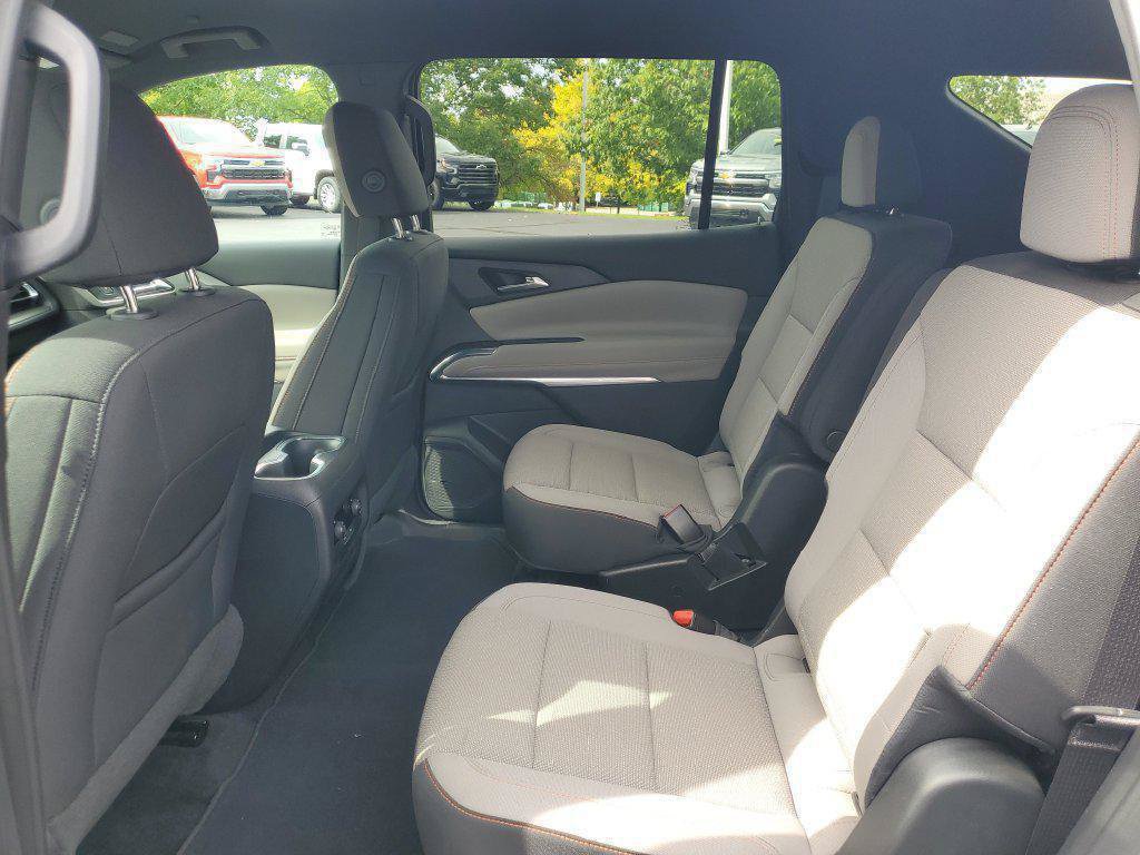 Certified 2024 Chevrolet Traverse LT w/ LPO, Floor Liner Package AWD/4WD image 28