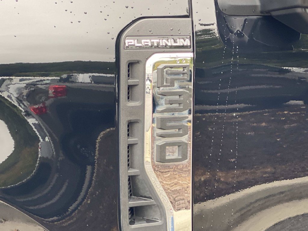 Certified 2024 Ford F350 Platinum AWD/4WD image 11
