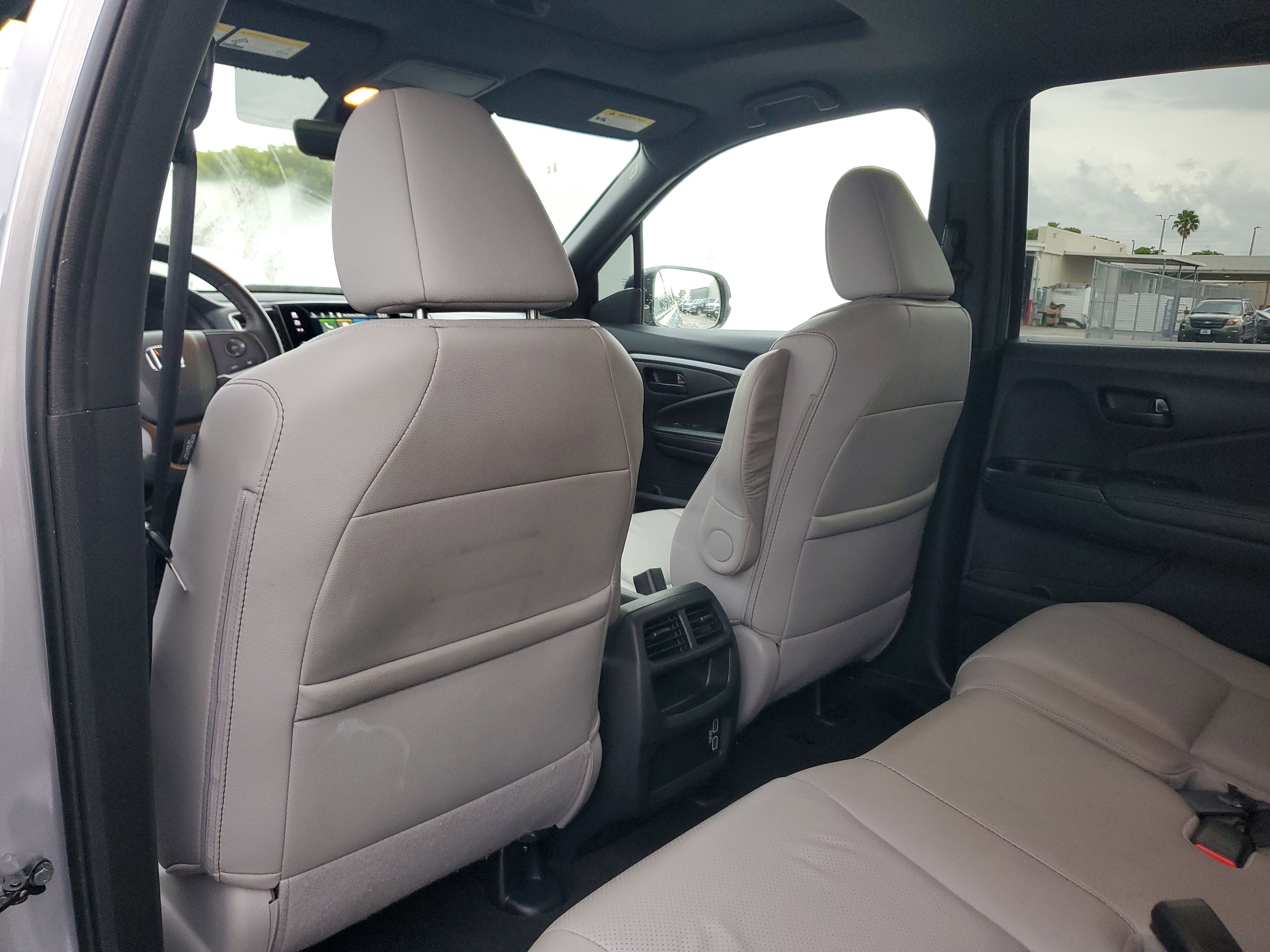 Used 2023 Honda Passport EX-L image 15