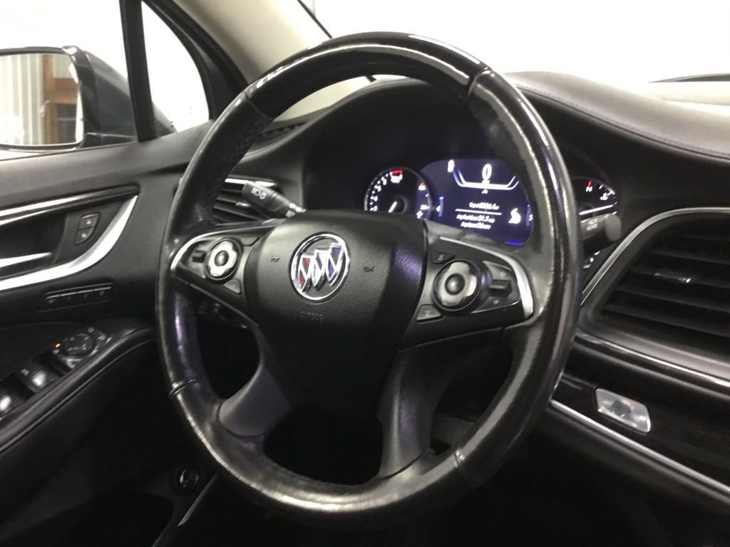 Used 2021 Buick Enclave Avenir w/ Avenir Technology Package image 39