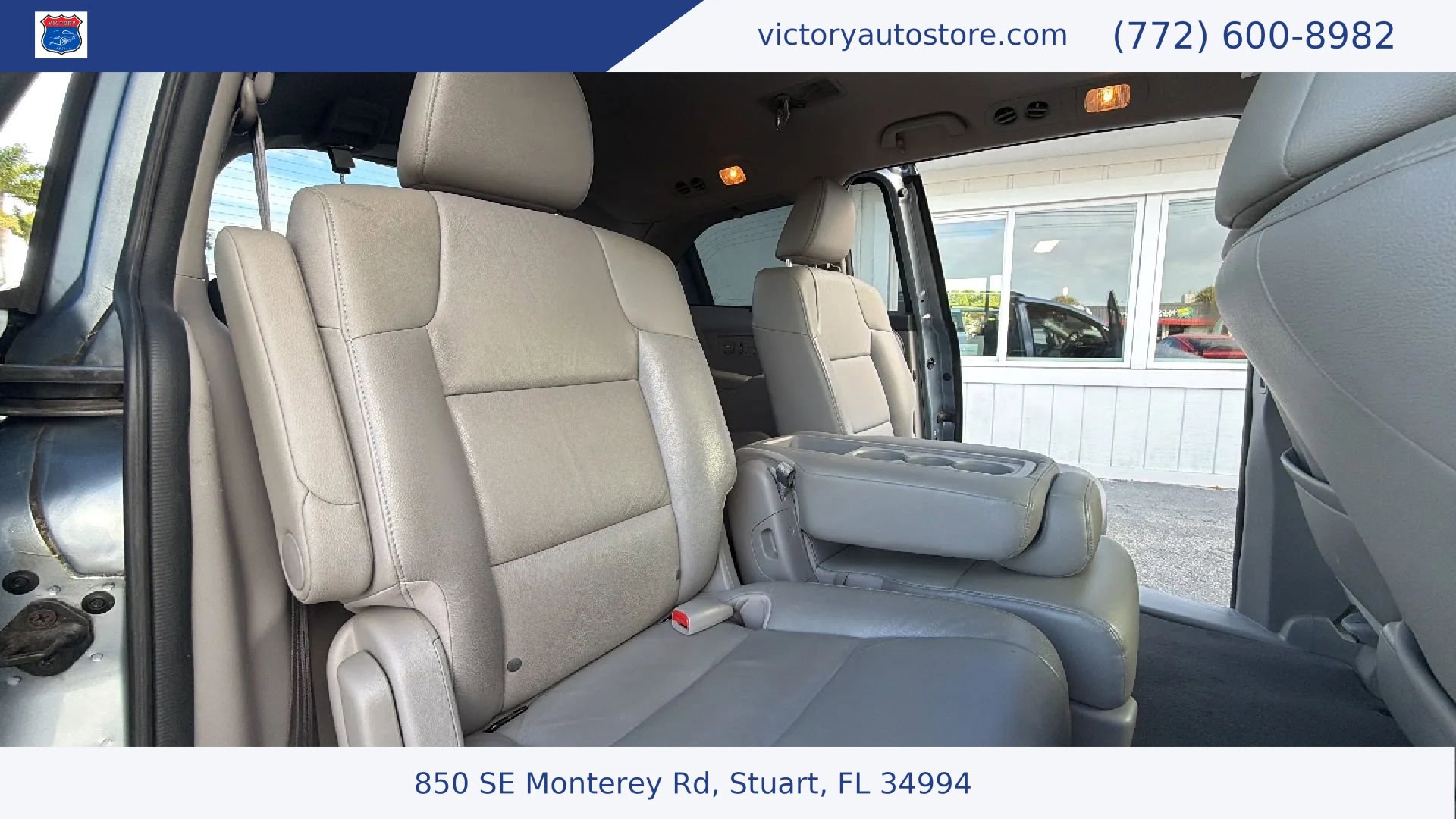Used 2011 Honda Odyssey Touring Elite image 10