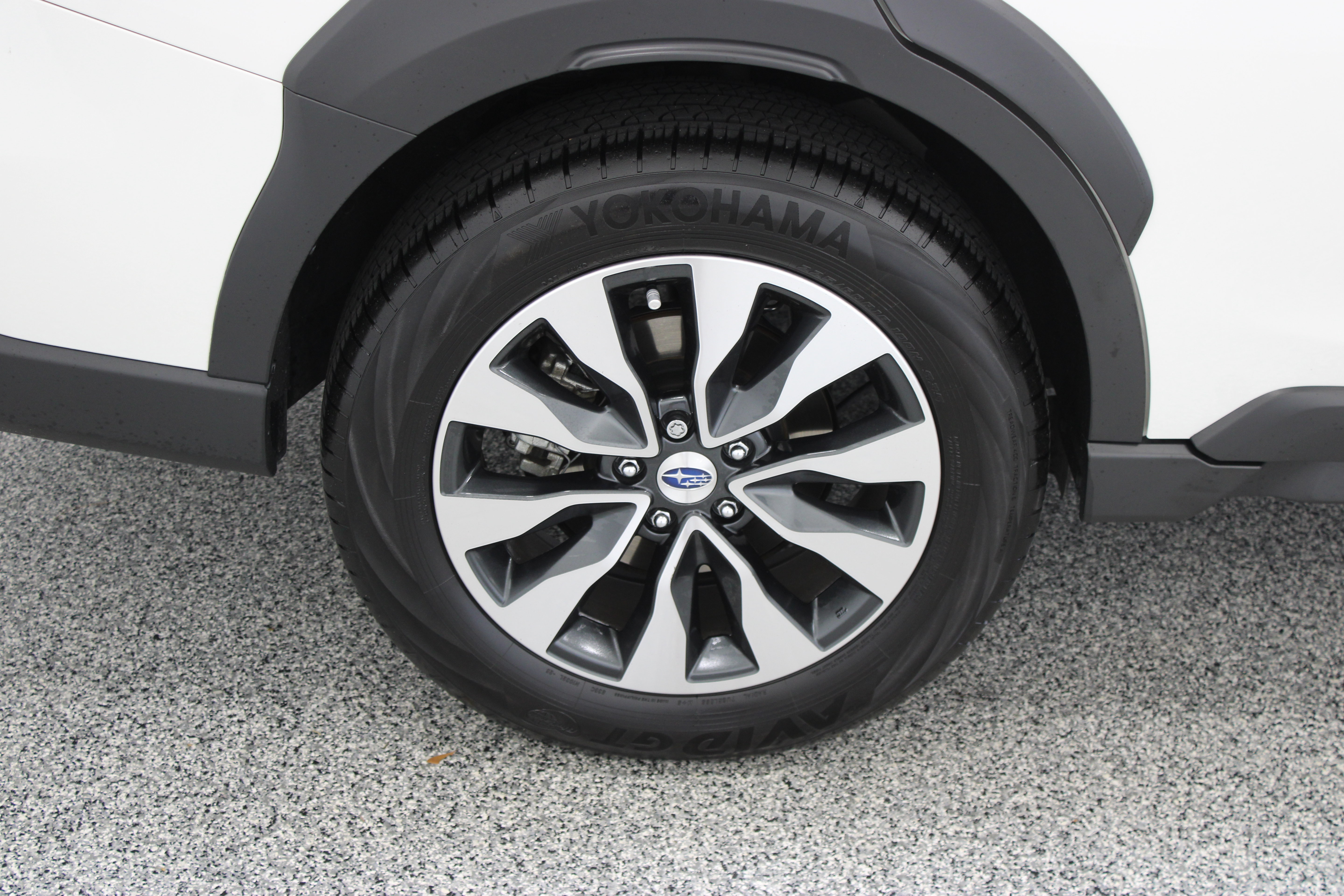 Used 2023 Subaru Outback Touring XT AWD/4WD image 6