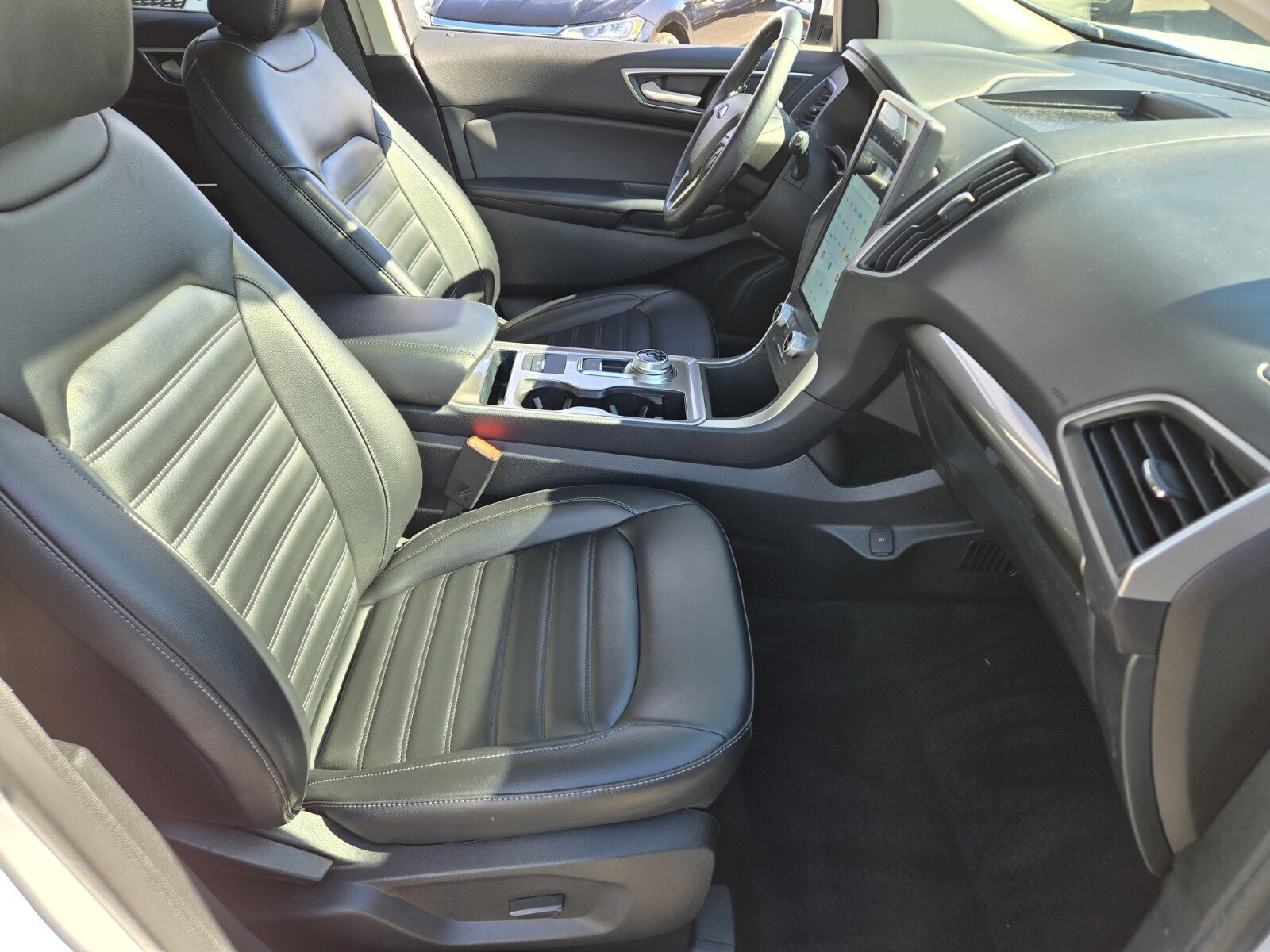 Used 2023 Ford Edge SEL w/ Convenience Package image 16