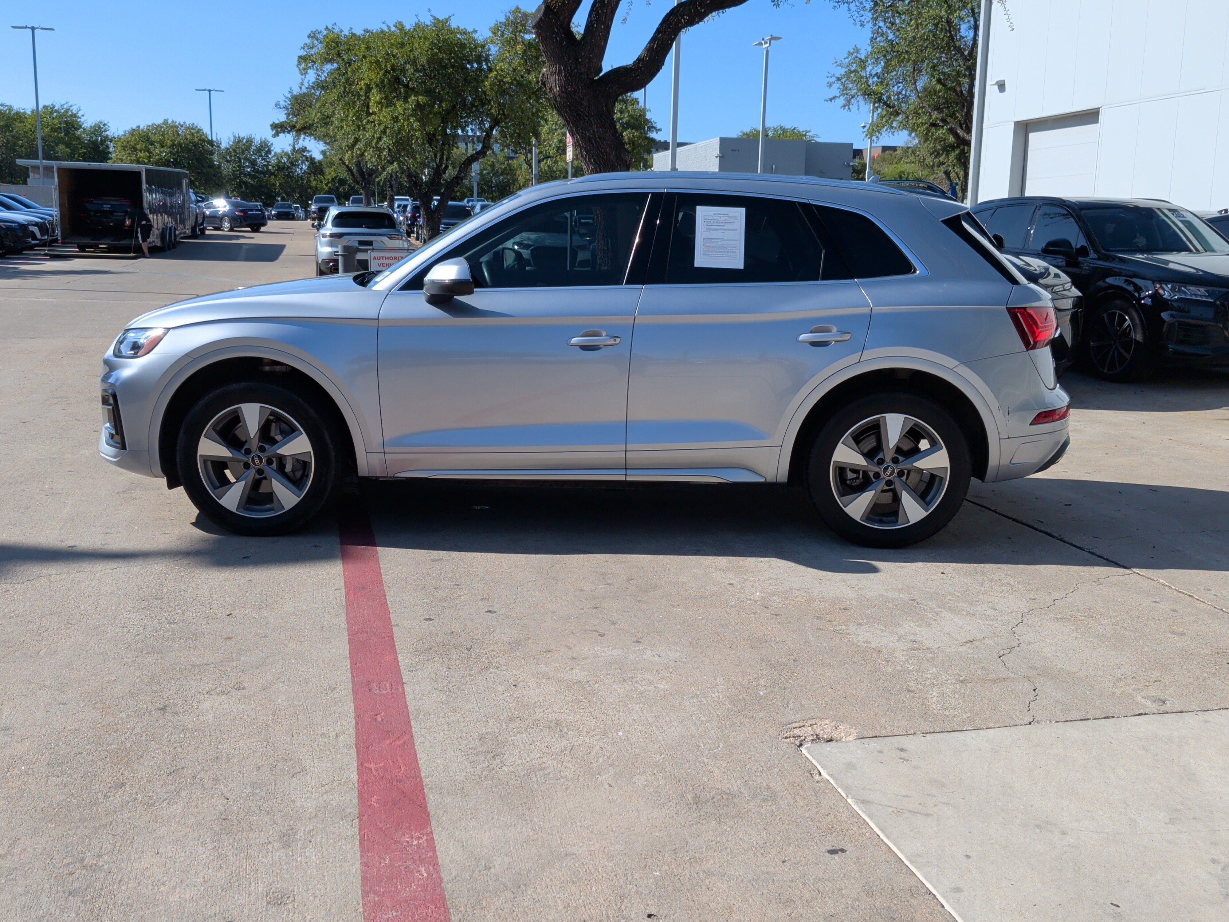 Used 2023 Audi Q5 2.0T Premium Plus w/ Premium Plus Package AWD/4WD image 7