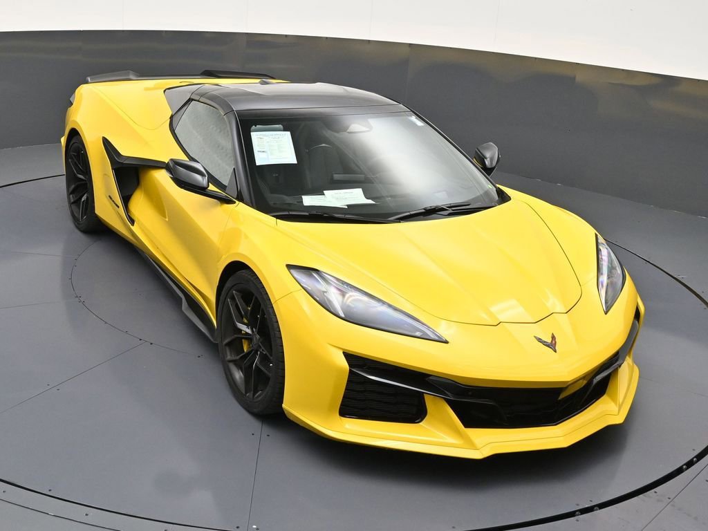 Used 2025 Chevrolet Corvette Z06 image 18