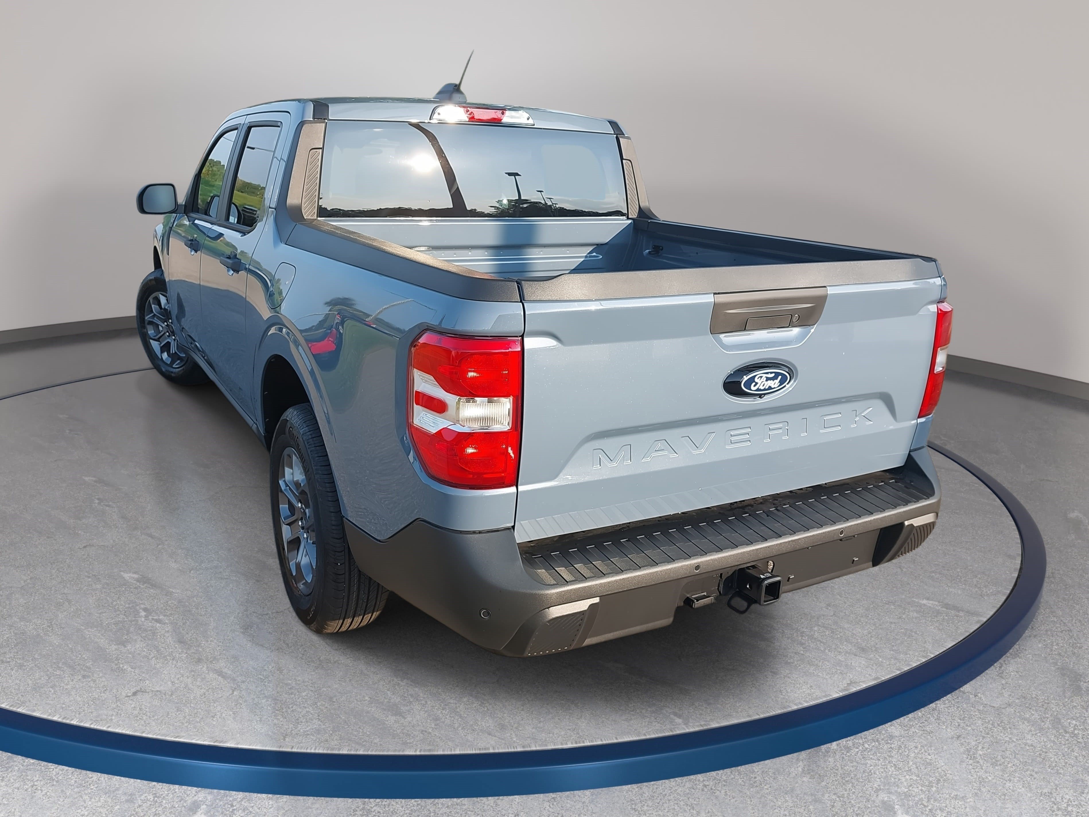 New 2026 Ford Maverick XLT w/ XLT Luxury Package FWD image 7