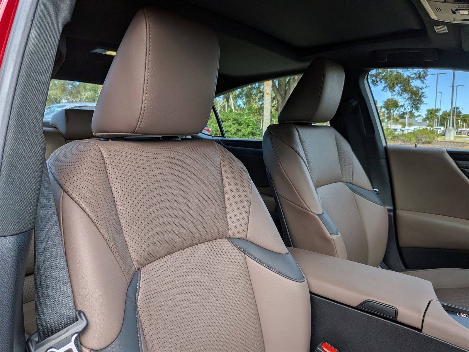 Used 2024 Lexus ES 350 w/ Premium Package image 38