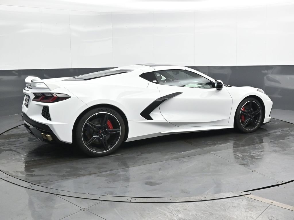 Used 2020 Chevrolet Corvette Stingray Preferred Cpe w/ 2LT Preferred Equipment Group image 3