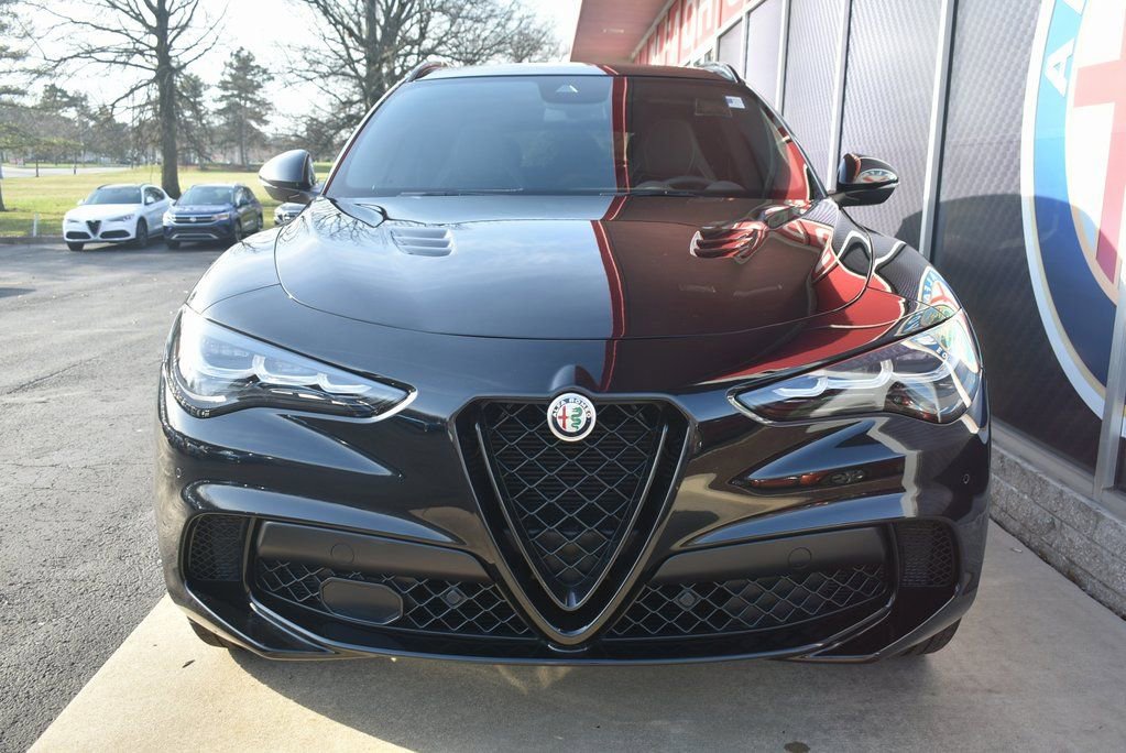 New 2024 Alfa Romeo Stelvio Quadrifoglio w/ Active Assist Plus Package AWD/4WD image 7