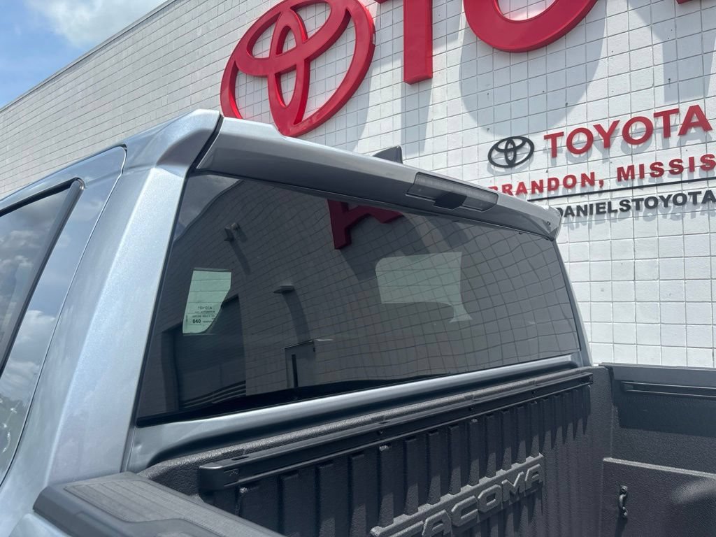 Used 2026 Toyota Tacoma TRD Off-Road AWD/4WD image 35