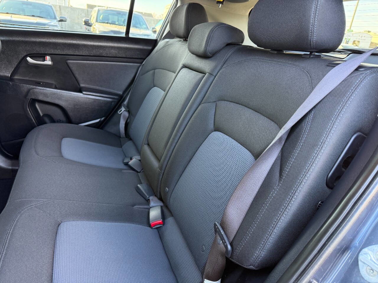 Used 2014 Kia Sportage LX AWD/4WD image 19