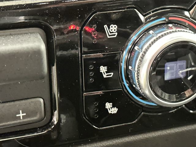 Used 2023 GMC Sierra 1500 SLT w/ SLT Convenience Package image 18