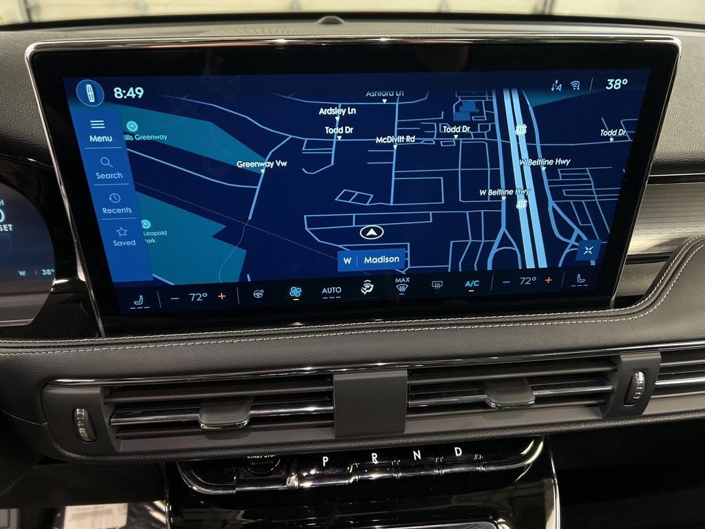 Used 2026 Lincoln Corsair Premiere image 11