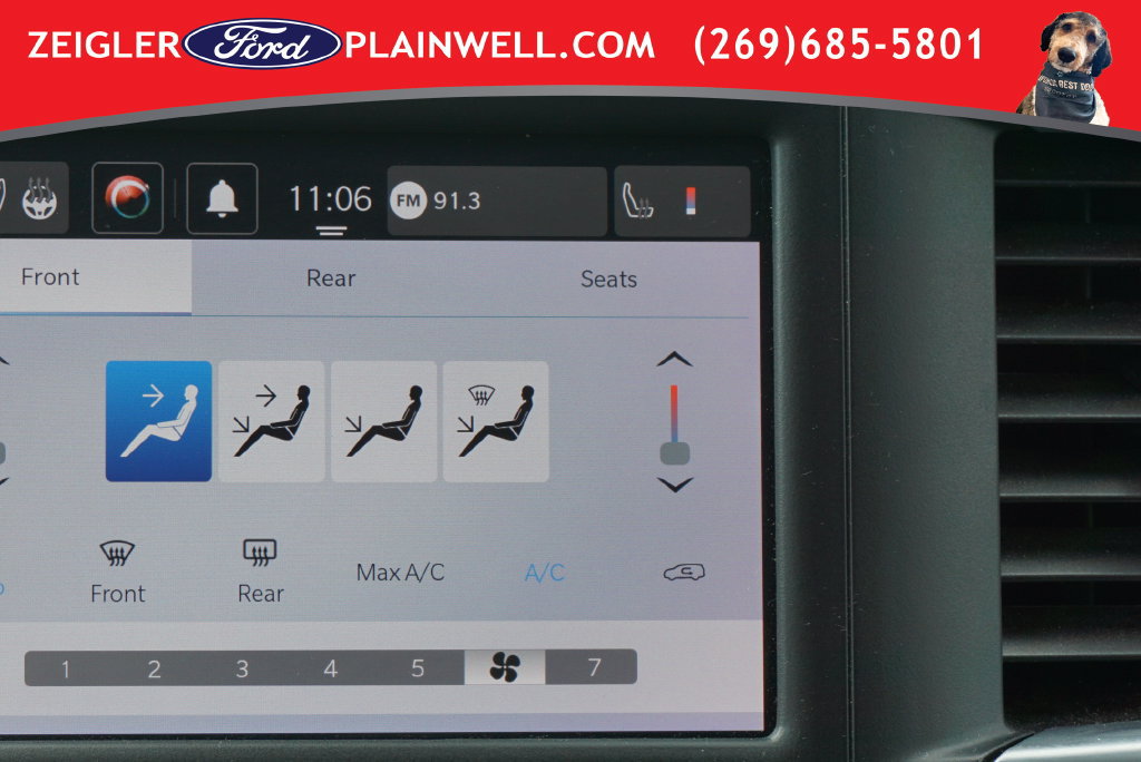 Used 2024 Chrysler Voyager LX FWD image 23